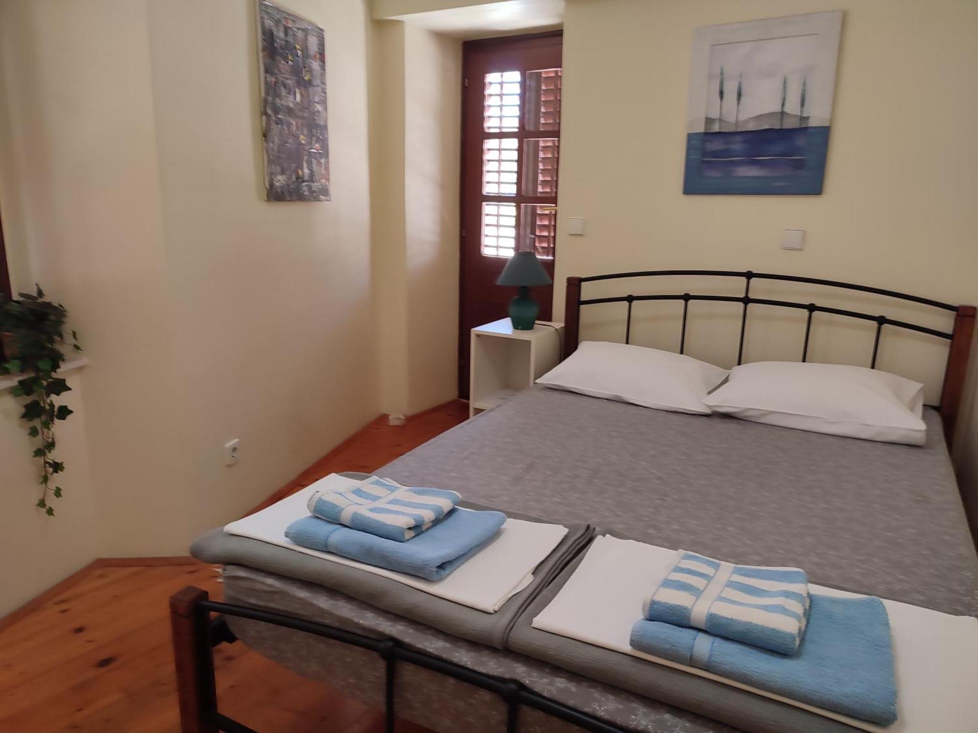 Villa Rustika Sutivan Luaran gambar
